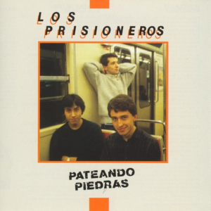 PATEANDO PIEDRAS